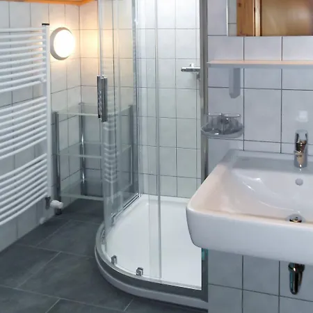 Haus Domenig 340w