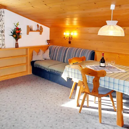 Haus Domenig 340w Διαμέρισμα Umhausen