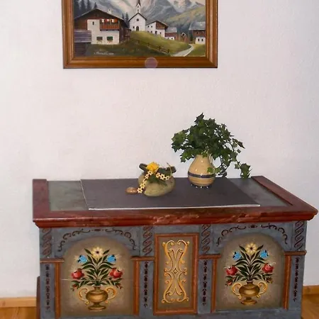 Haus Domenig 340w * Umhausen